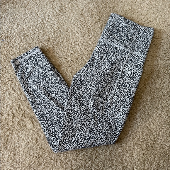 Salutation 7/8 leggings with pockets - Picture 1 of 3